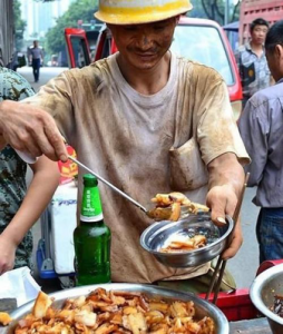 管饱摊位